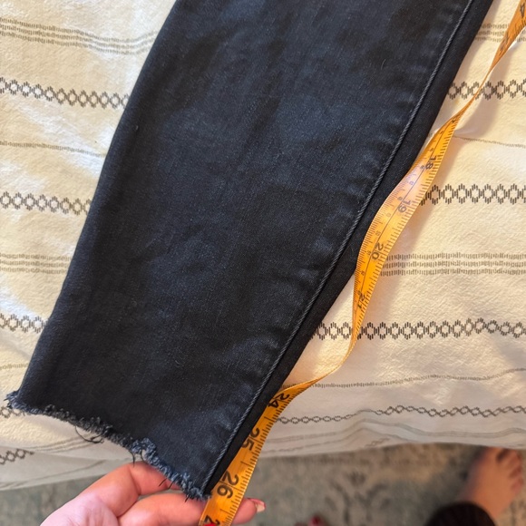 Good American good legs jeans. - Picture 2 of 8